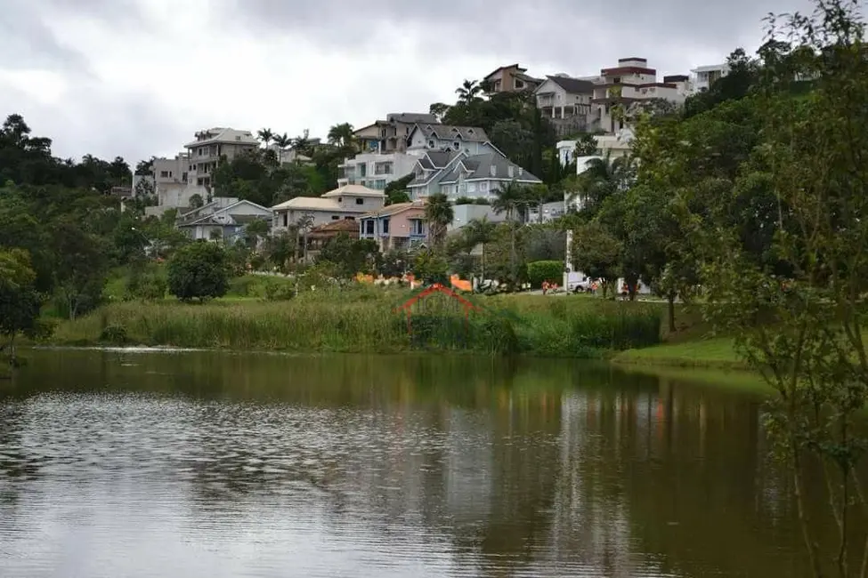 Foto 6 de Casa com 6 quartos à venda e para alugar, 700m2 em Caputera, Aruja - SP