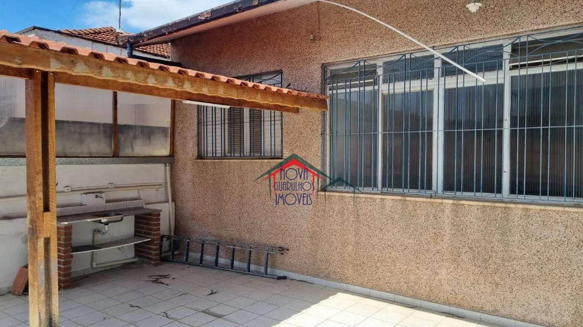 Foto 2 de Casa com 4 quartos à venda, 150m2 em Vila Galvão, Guarulhos - SP