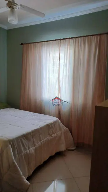 Sobrado com 3 quartos à venda, 191m2 em Jardim Palmira, Guarulhos - SP - imagem 4 Foto 4 de Sobrado com 3 quartos à venda, 191m2 em Jardim Palmira, Guarulhos - SP