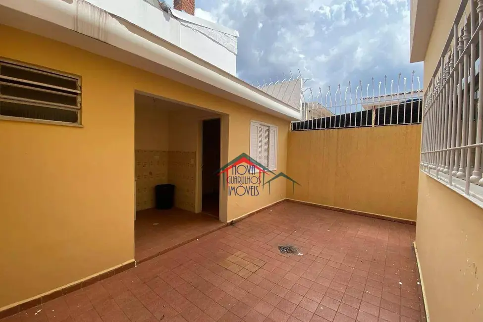 Casa de Condomínio com 3 quartos à venda, 167m2 em Jardim Vila Galvão, Guarulhos - SP - imagem 6 Foto 6 de Casa de Condomínio com 3 quartos à venda, 167m2 em Jardim Vila Galvão, Guarulhos - SP
