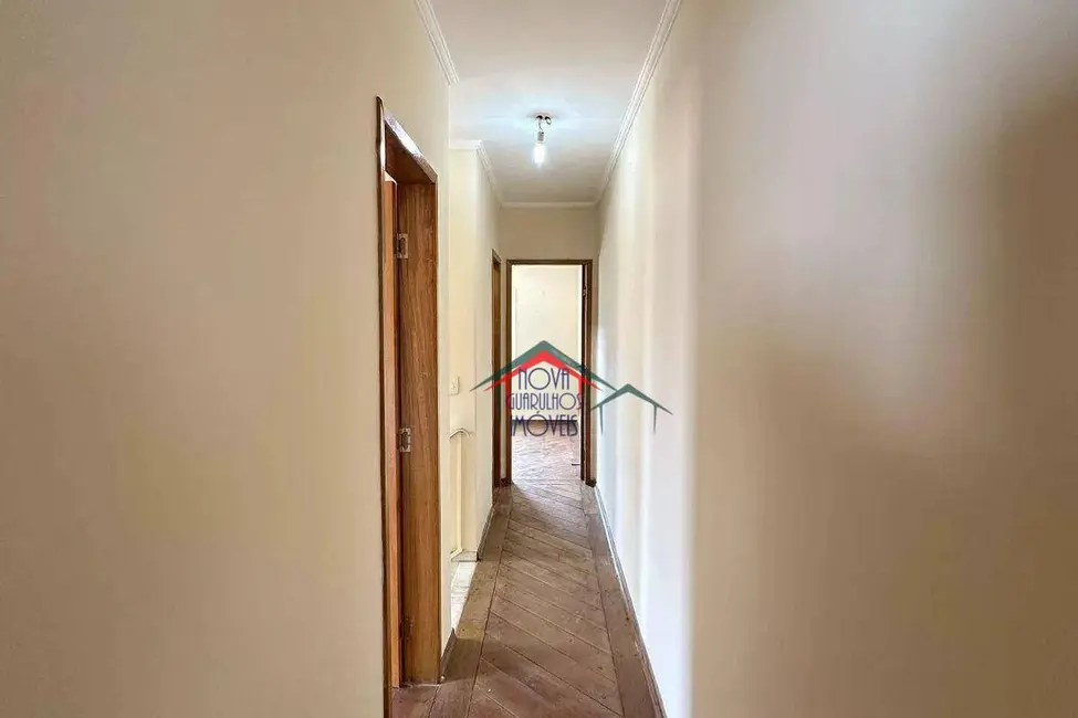 Casa de Condomínio com 3 quartos à venda, 167m2 em Jardim Vila Galvão, Guarulhos - SP - imagem 3 Foto 3 de Casa de Condomínio com 3 quartos à venda, 167m2 em Jardim Vila Galvão, Guarulhos - SP