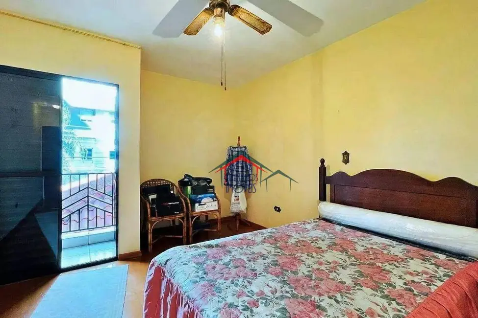 Casa de Condomínio com 3 quartos à venda, 214m2 em Vila Galvão, Guarulhos - SP - imagem 9 Foto 9 de Casa de Condomínio com 3 quartos à venda, 214m2 em Vila Galvão, Guarulhos - SP