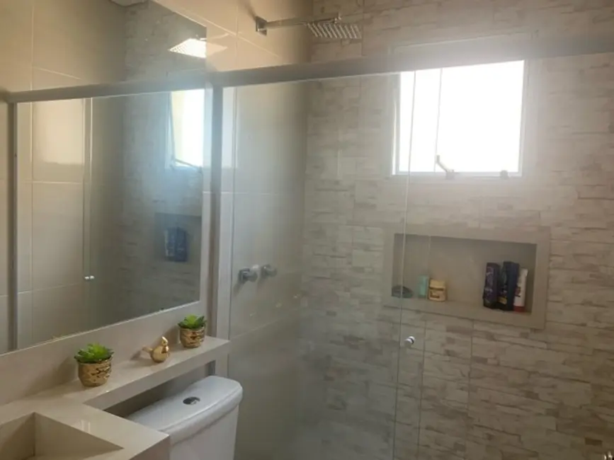 Casa com 4 quartos à venda, 180m2 em Jardim Dois Corações, Sorocaba - SP - imagem 4 Foto 4 de Casa com 4 quartos à venda, 180m2 em Jardim Dois Corações, Sorocaba - SP