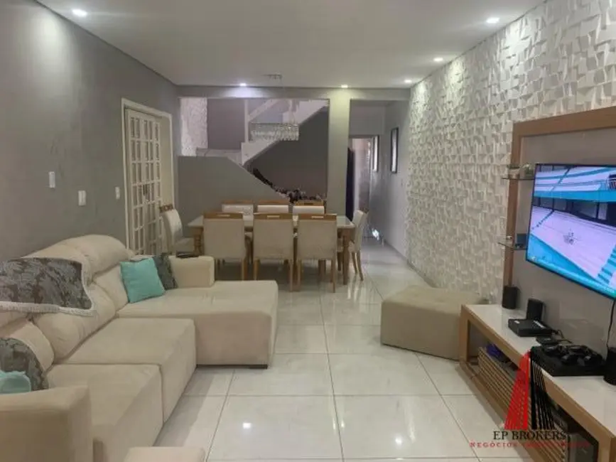 Casa com 4 quartos à venda, 180m2 em Jardim Dois Corações, Sorocaba - SP - imagem 2 Foto 2 de Casa com 4 quartos à venda, 180m2 em Jardim Dois Corações, Sorocaba - SP