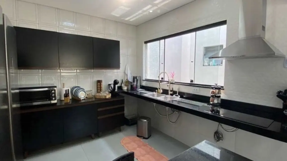 Foto 8 de Sobrado com 2 quartos à venda, 180m2 em Jardim Santa Cecília, Sorocaba - SP