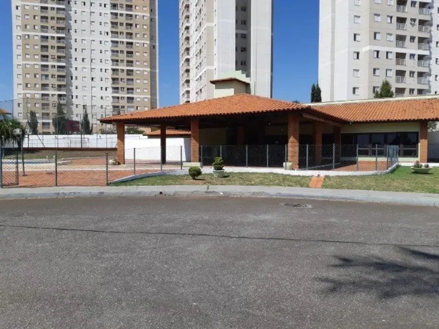Sobrado com 3 quartos à venda, 210m2 em Jardim São Carlos, Sorocaba - SP - imagem 4 Foto 4 de Sobrado com 3 quartos à venda, 210m2 em Jardim São Carlos, Sorocaba - SP