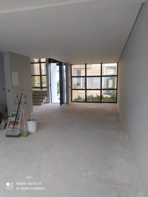 Sobrado com 3 quartos à venda, 200m2 em Horto Florestal, Sorocaba - SP - imagem 5 Foto 5 de Sobrado com 3 quartos à venda, 200m2 em Horto Florestal, Sorocaba - SP