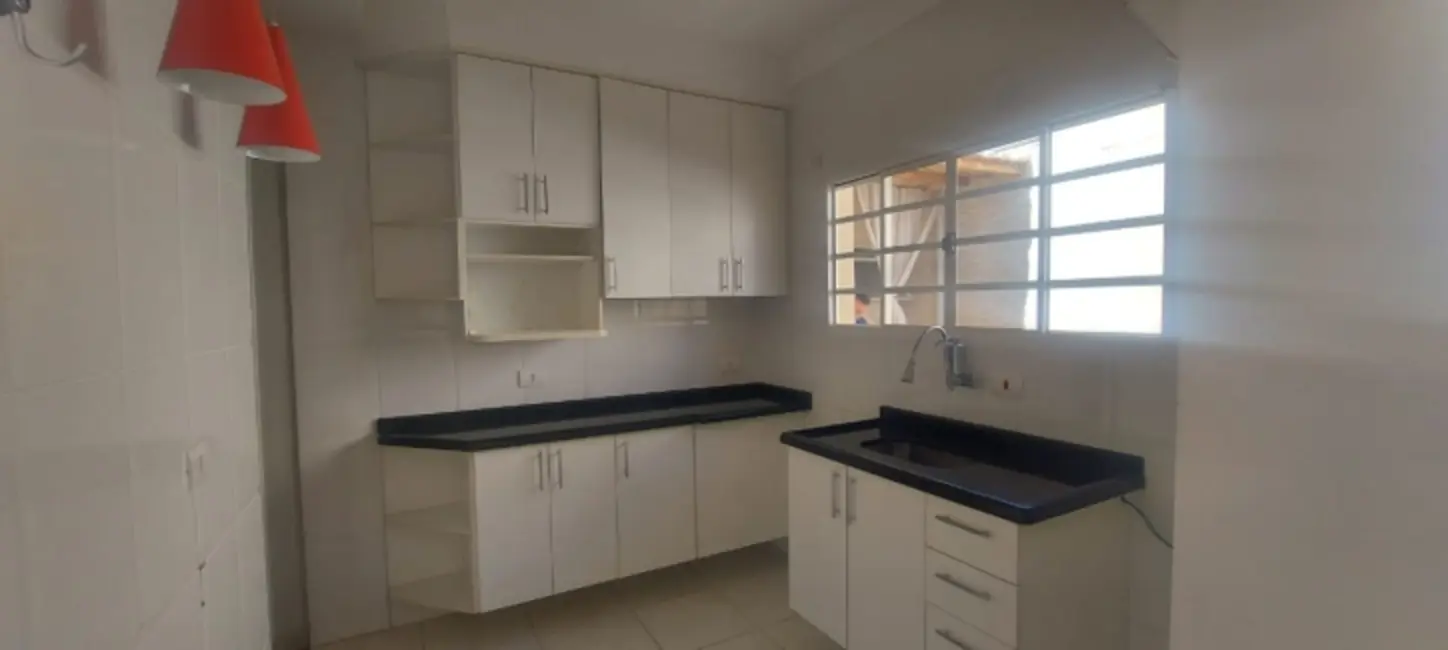 Foto 2 de Casa de Condomínio com 2 quartos à venda, 90m2 em Recreio dos Sorocabanos, Sorocaba - SP