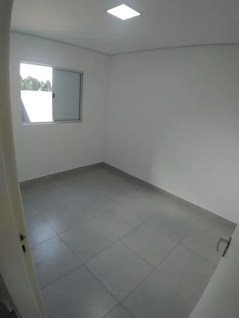 Casa de Condomínio com 2 quartos à venda, 47m2 em Jardim Maria Elvira, Sorocaba - SP - imagem 6 Foto 6 de Casa de Condomínio com 2 quartos à venda, 47m2 em Jardim Maria Elvira, Sorocaba - SP