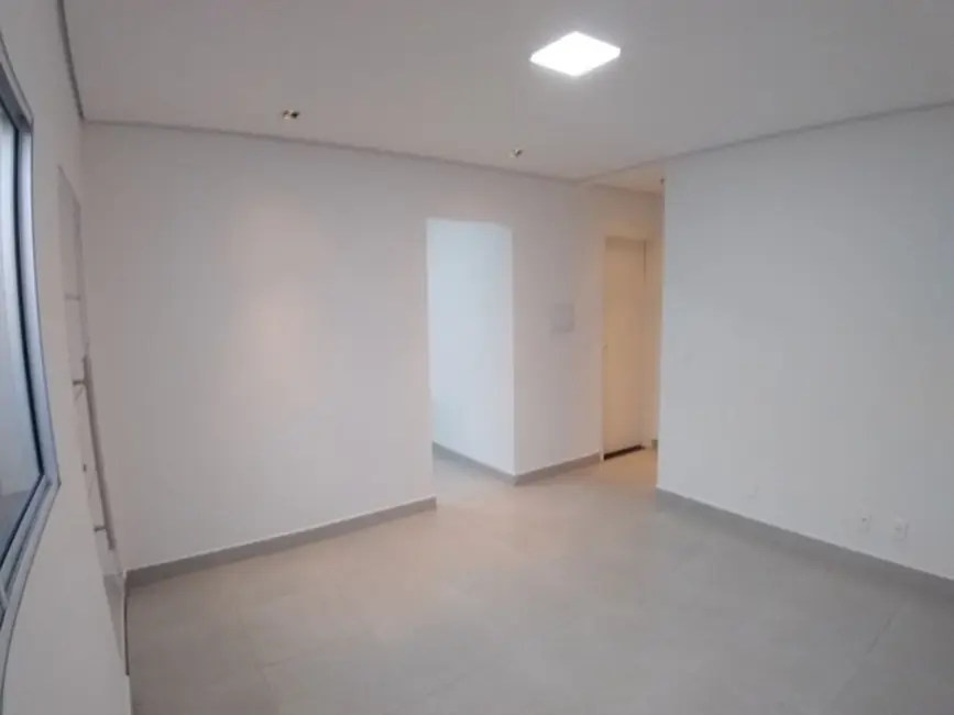 Casa de Condomínio com 2 quartos à venda, 47m2 em Jardim Maria Elvira, Sorocaba - SP - imagem 5 Foto 5 de Casa de Condomínio com 2 quartos à venda, 47m2 em Jardim Maria Elvira, Sorocaba - SP