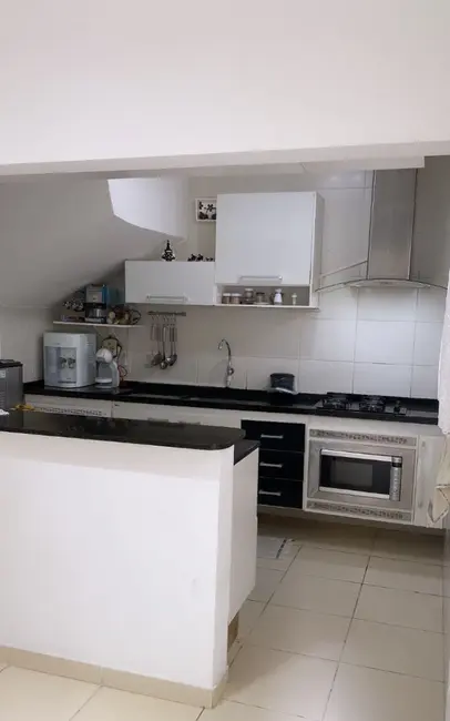 Sobrado com 2 quartos à venda, 75m2 em Cidade Jardim, Sorocaba - SP - imagem 9 Foto 9 de Sobrado com 2 quartos à venda, 75m2 em Cidade Jardim, Sorocaba - SP