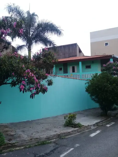 Casa com 3 quartos à venda, 323m2 em Wanel Ville, Sorocaba - SP - imagem 3 Foto 3 de Casa com 3 quartos à venda, 323m2 em Wanel Ville, Sorocaba - SP