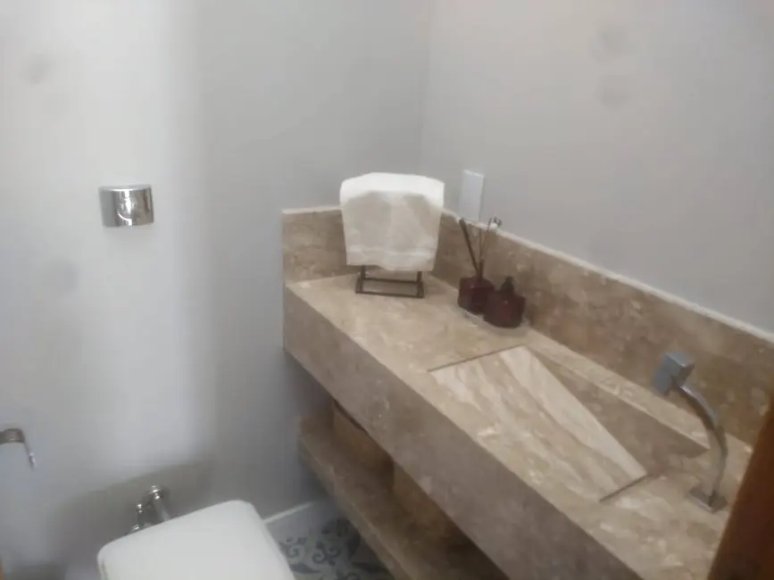 Casa de Condomínio com 3 quartos à venda, 194m2 em Cajuru do Sul, Sorocaba - SP - imagem 8 Foto 8 de Casa de Condomínio com 3 quartos à venda, 194m2 em Cajuru do Sul, Sorocaba - SP