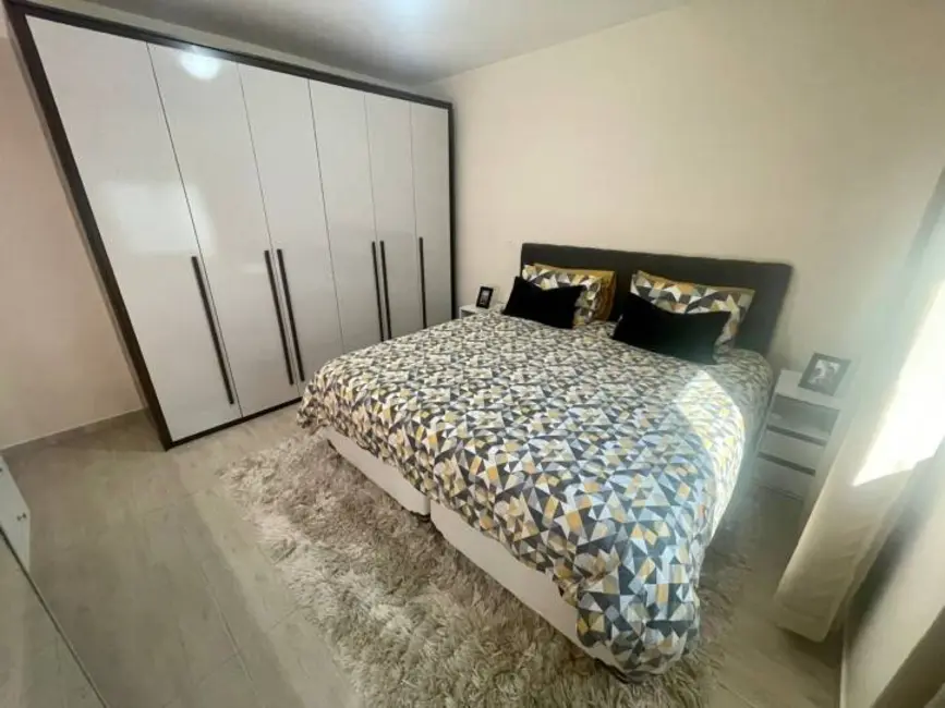Foto 6 de Casa de Condomínio com 4 quartos à venda, 350m2 em Aracoiaba Da Serra - SP