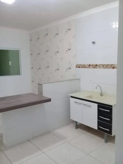 Casa com 2 quartos à venda, 55m2 em Jardim Santa Madre Paulina, Sorocaba - SP - imagem 3 Foto 3 de Casa com 2 quartos à venda, 55m2 em Jardim Santa Madre Paulina, Sorocaba - SP
