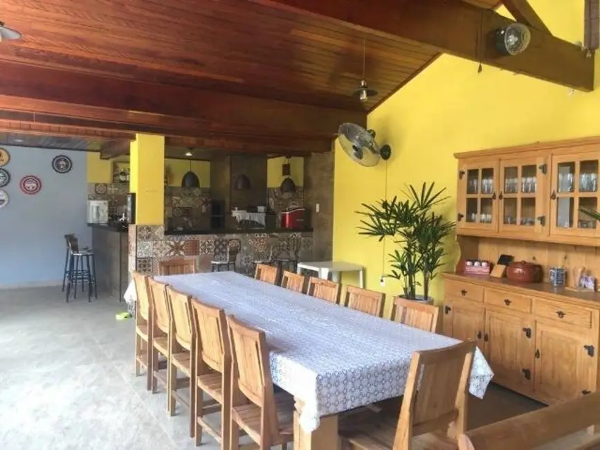 Casa com 3 quartos à venda, 377m2 em Jardim Santa Rosália, Sorocaba - SP - imagem 9 Foto 9 de Casa com 3 quartos à venda, 377m2 em Jardim Santa Rosália, Sorocaba - SP
