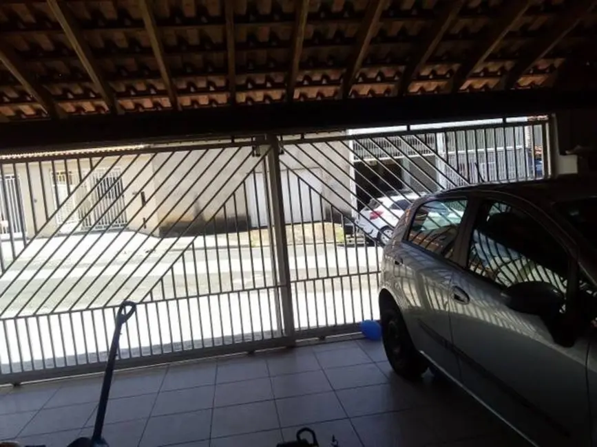 Foto 1 de Sobrado com 3 quartos à venda, 160m2 em Jardim Santa Bárbara, Sorocaba - SP