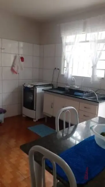 Casa com 2 quartos à venda, 132m2 em Jardim Santa Claudia, Sorocaba - SP - imagem 4 Foto 4 de Casa com 2 quartos à venda, 132m2 em Jardim Santa Claudia, Sorocaba - SP
