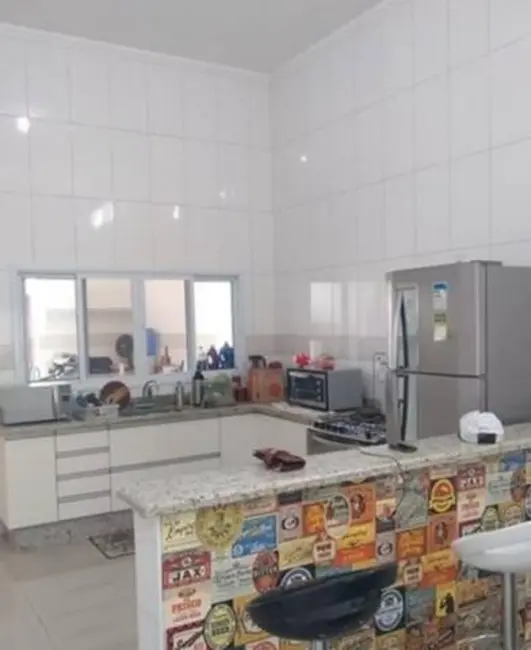 Foto 5 de Casa com 3 quartos à venda, 300m2 em Aracoiaba Da Serra - SP