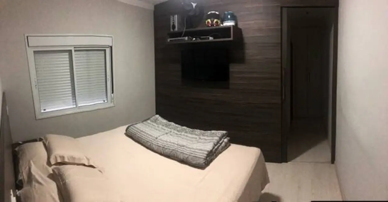 Casa de Condomínio com 3 quartos à venda, 200m2 em Wanel Ville, Sorocaba - SP - imagem 5 Foto 5 de Casa de Condomínio com 3 quartos à venda, 200m2 em Wanel Ville, Sorocaba - SP