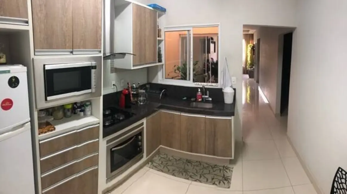 Casa de Condomínio com 3 quartos à venda, 200m2 em Wanel Ville, Sorocaba - SP - imagem 4 Foto 4 de Casa de Condomínio com 3 quartos à venda, 200m2 em Wanel Ville, Sorocaba - SP