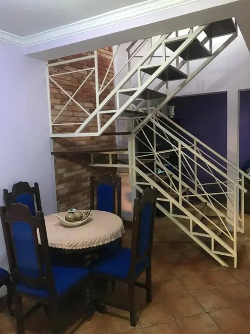 Foto 2 de Casa com 4 quartos à venda, 185m2 em Vila Trujillo, Sorocaba - SP