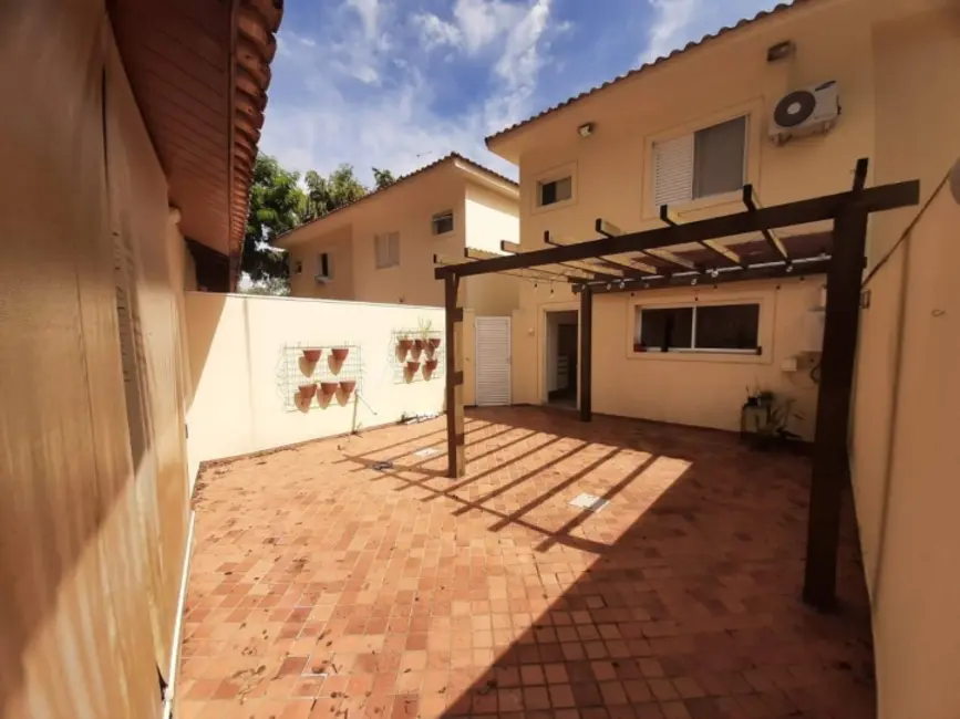 Casa de Condomínio com 3 quartos à venda, 150m2 em Parque Campolim, Sorocaba - SP - imagem 4 Foto 4 de Casa de Condomínio com 3 quartos à venda, 150m2 em Parque Campolim, Sorocaba - SP