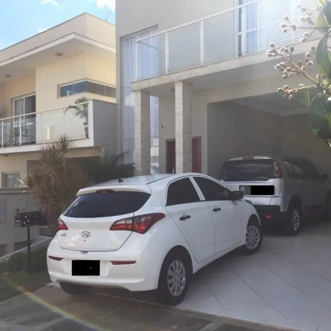 Casa com 3 quartos à venda, 200m2 em Wanel Ville, Sorocaba - SP - imagem 2 Foto 2 de Casa com 3 quartos à venda, 200m2 em Wanel Ville, Sorocaba - SP