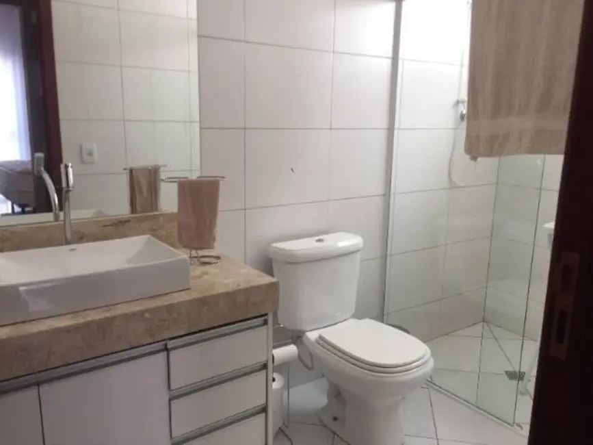 Casa com 3 quartos à venda, 200m2 em Wanel Ville, Sorocaba - SP - imagem 9 Foto 9 de Casa com 3 quartos à venda, 200m2 em Wanel Ville, Sorocaba - SP