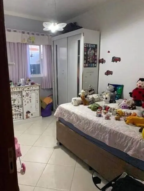 Casa de Condomínio com 3 quartos à venda, 109m2 em Wanel Ville, Sorocaba - SP - imagem 6 Foto 6 de Casa de Condomínio com 3 quartos à venda, 109m2 em Wanel Ville, Sorocaba - SP