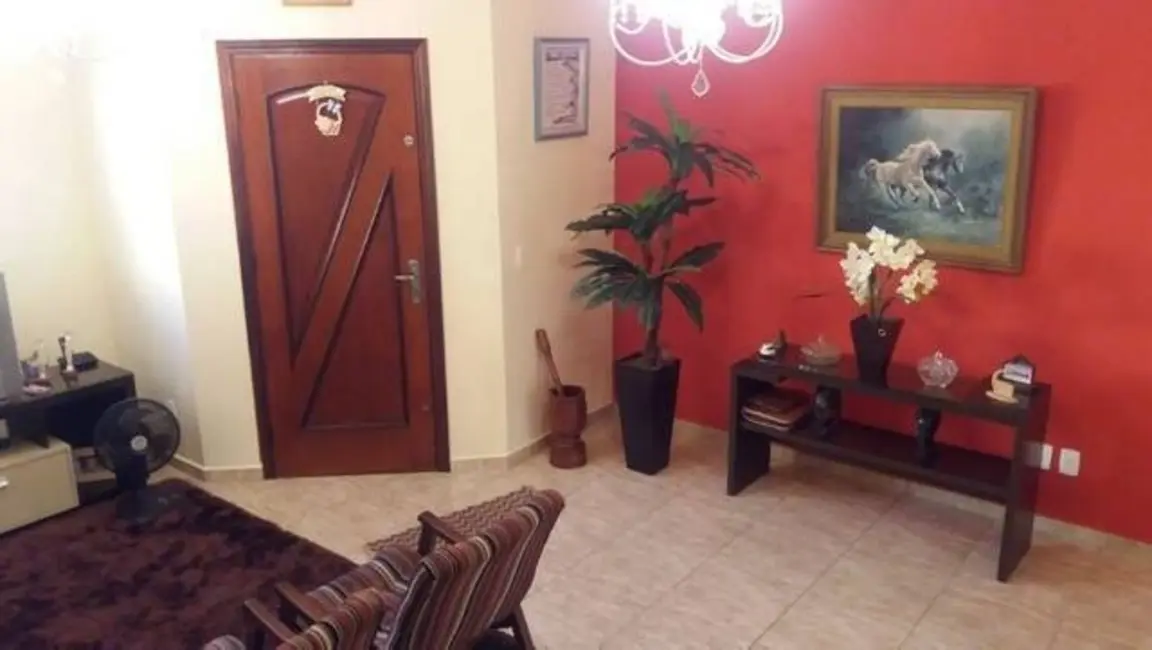 Foto 2 de Casa com 2 quartos à venda, 150m2 em Jardim Tropical, Sorocaba - SP