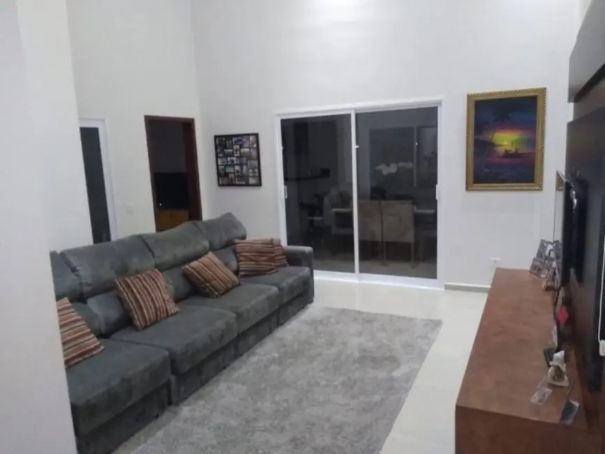 Foto 2 de Casa de Condomínio com 3 quartos à venda, 140m2 em Loteamento Dinorá Rosa, Sorocaba - SP