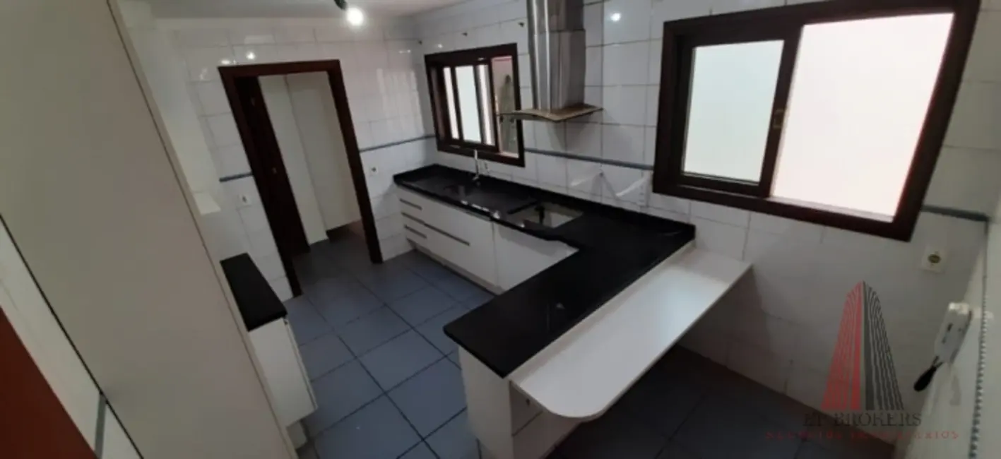 Casa com 3 quartos à venda, 380m2 em Jardim Emília, Sorocaba - SP - imagem 7 Foto 7 de Casa com 3 quartos à venda, 380m2 em Jardim Emília, Sorocaba - SP