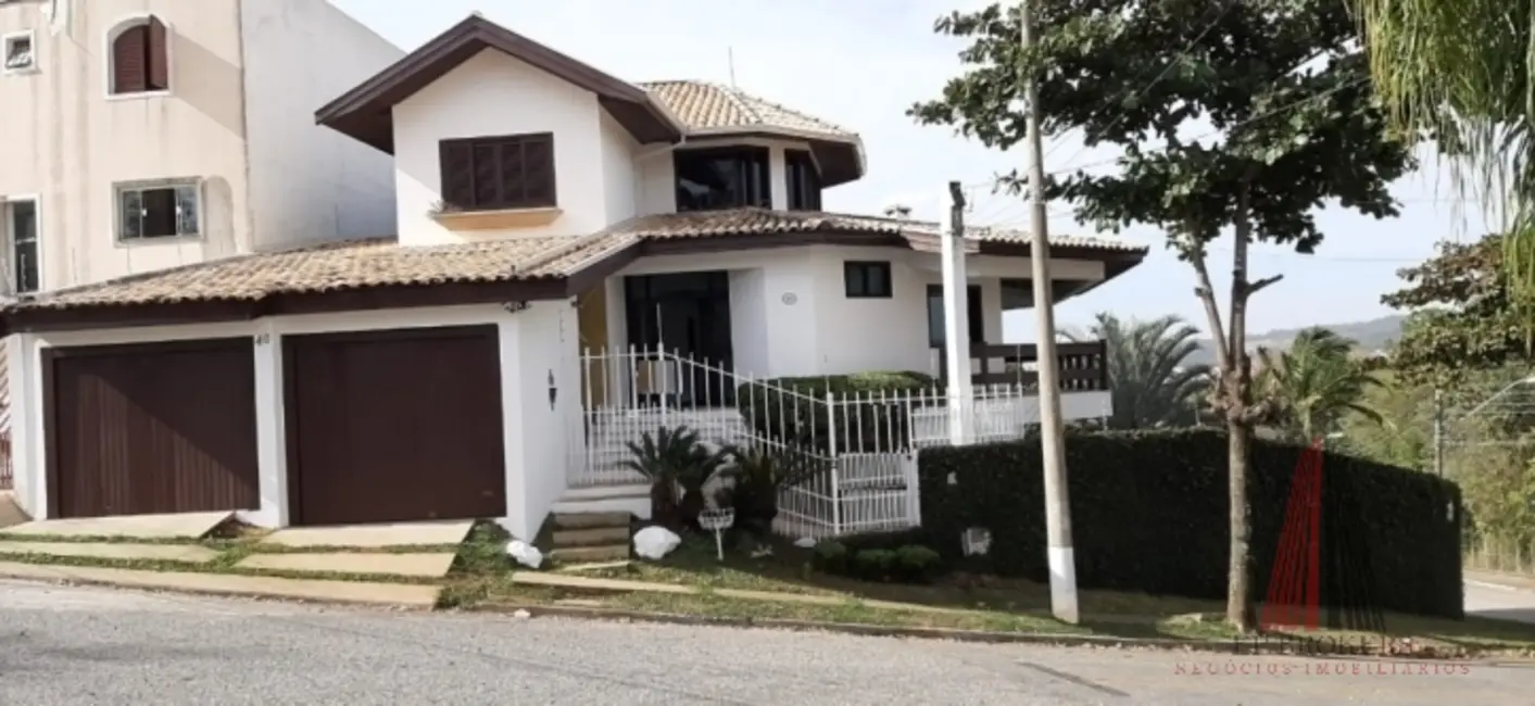 Casa com 3 quartos à venda, 380m2 em Jardim Emília, Sorocaba - SP - imagem 1 Foto 1 de Casa com 3 quartos à venda, 380m2 em Jardim Emília, Sorocaba - SP