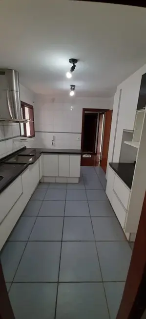 Casa com 3 quartos à venda, 380m2 em Jardim Emília, Sorocaba - SP - imagem 5 Foto 5 de Casa com 3 quartos à venda, 380m2 em Jardim Emília, Sorocaba - SP