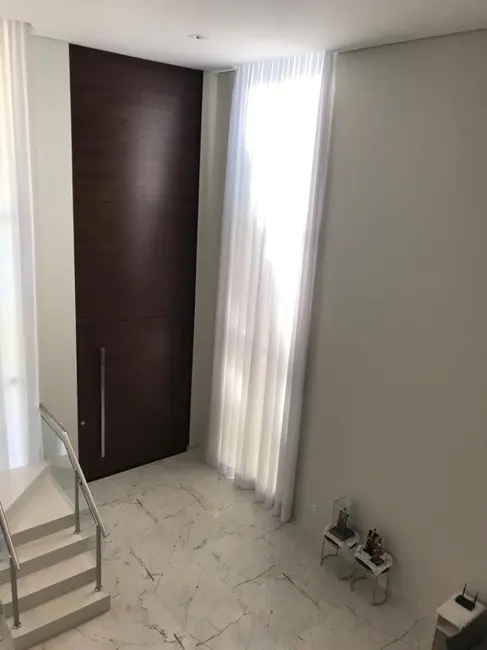 Casa com 4 quartos à venda, 350m2 em Vivendas do Lago, Sorocaba - SP - imagem 7 Foto 7 de Casa com 4 quartos à venda, 350m2 em Vivendas do Lago, Sorocaba - SP