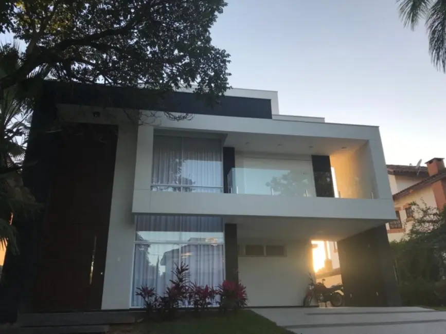 Casa com 4 quartos à venda, 350m2 em Vivendas do Lago, Sorocaba - SP - imagem 3 Foto 3 de Casa com 4 quartos à venda, 350m2 em Vivendas do Lago, Sorocaba - SP