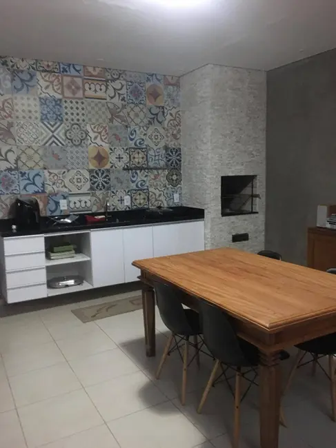 Casa com 2 quartos à venda, 160m2 em Jardim América, Sorocaba - SP - imagem 2 Foto 2 de Casa com 2 quartos à venda, 160m2 em Jardim América, Sorocaba - SP