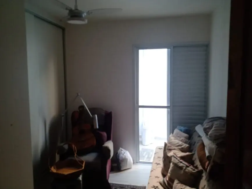 Casa com 3 quartos à venda, 150m2 em Jardim Leocádia, Sorocaba - SP - imagem 8 Foto 8 de Casa com 3 quartos à venda, 150m2 em Jardim Leocádia, Sorocaba - SP