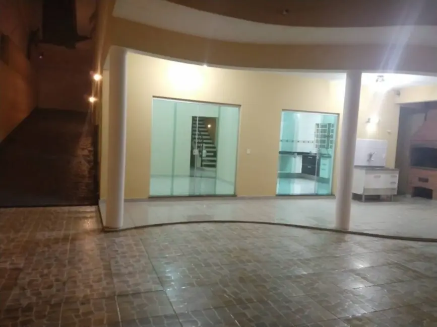 Sobrado com 4 quartos à venda, 360m2 em Jardim do Paço, Sorocaba - SP - imagem 9 Foto 9 de Sobrado com 4 quartos à venda, 360m2 em Jardim do Paço, Sorocaba - SP