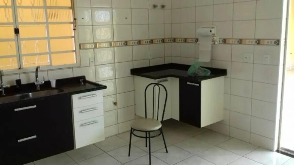 Sobrado com 4 quartos à venda, 360m2 em Jardim do Paço, Sorocaba - SP - imagem 8 Foto 8 de Sobrado com 4 quartos à venda, 360m2 em Jardim do Paço, Sorocaba - SP
