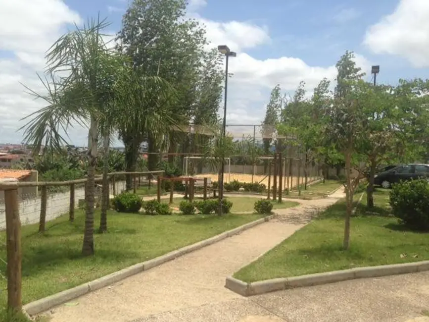 Foto 2 de Apartamento com 3 quartos à venda, 52m2 em Jardim Maria Eugênia, Sorocaba - SP