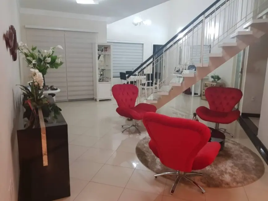 Foto 5 de Casa de Condomínio com 4 quartos à venda, 1100m2 em Aracoiaba Da Serra - SP