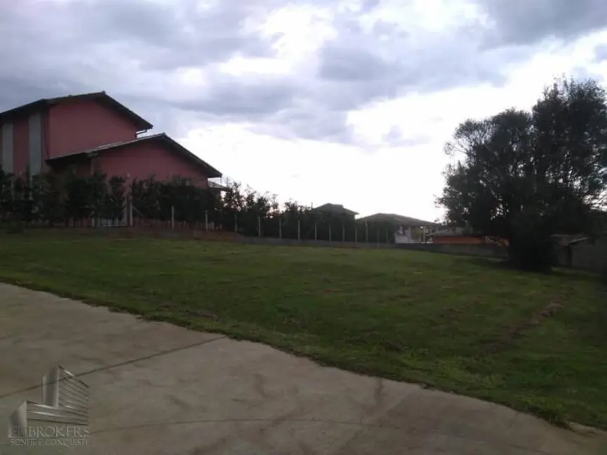 Foto 4 de Terreno / Lote à venda, 800m2 em Aracoiaba Da Serra - SP