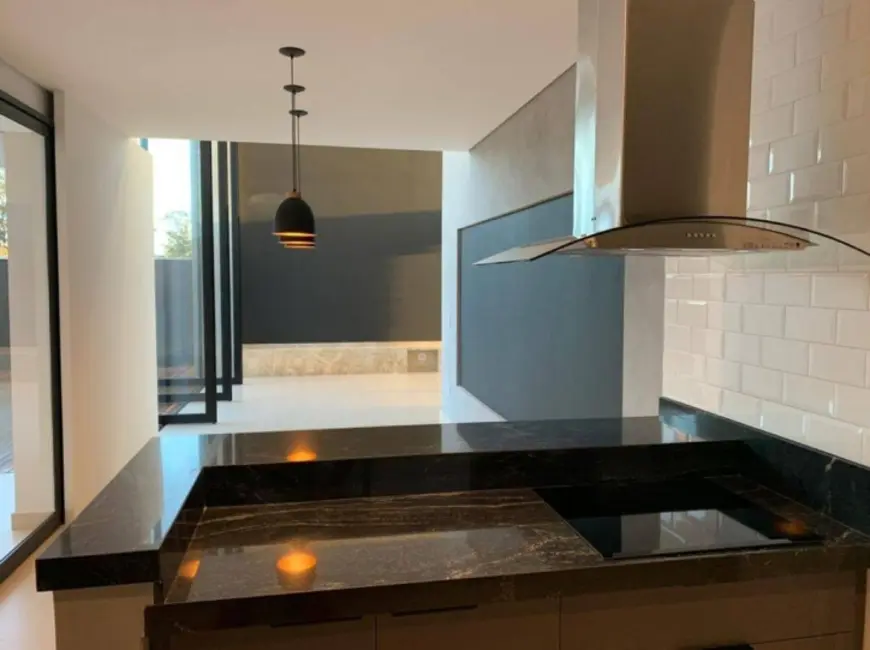 Foto 9 de Casa com 4 quartos à venda, 386m2 em Votorantim - SP