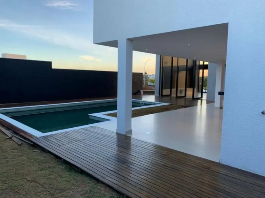 Foto 5 de Casa com 4 quartos à venda, 386m2 em Votorantim - SP