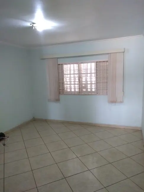 Casa de Condomínio com 2 quartos à venda, 200m2 em Jardim Maria Eugênia, Sorocaba - SP - imagem 6 Foto 6 de Casa de Condomínio com 2 quartos à venda, 200m2 em Jardim Maria Eugênia, Sorocaba - SP