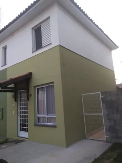 Foto 1 de Casa de Condomínio com 2 quartos à venda, 64m2 em Vossoroca, Votorantim - SP