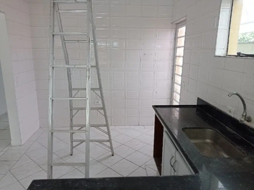 Sobrado com 2 quartos à venda, 134m2 em Jardim Simus, Sorocaba - SP - imagem 5 Foto 5 de Sobrado com 2 quartos à venda, 134m2 em Jardim Simus, Sorocaba - SP