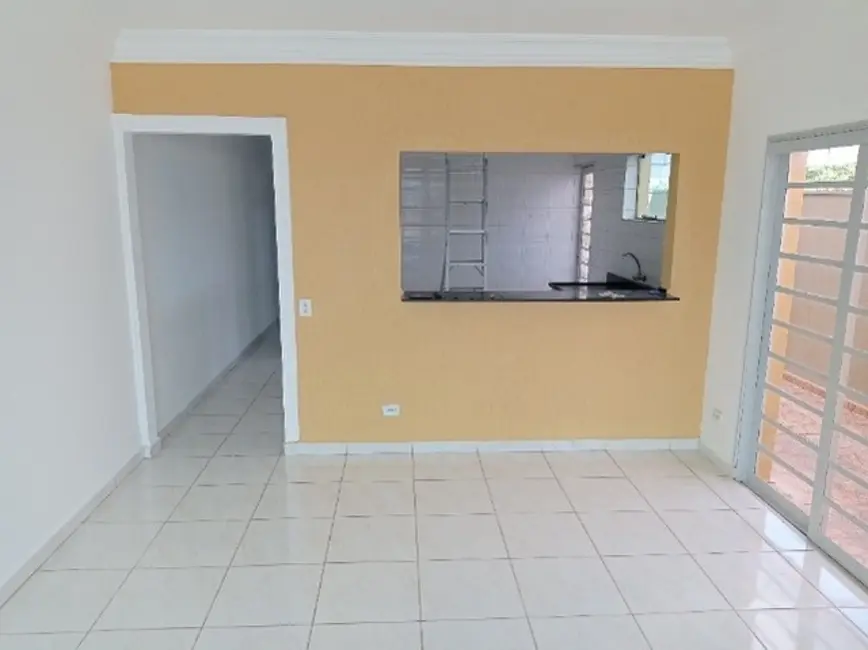 Sobrado com 2 quartos à venda, 134m2 em Jardim Simus, Sorocaba - SP - imagem 2 Foto 2 de Sobrado com 2 quartos à venda, 134m2 em Jardim Simus, Sorocaba - SP